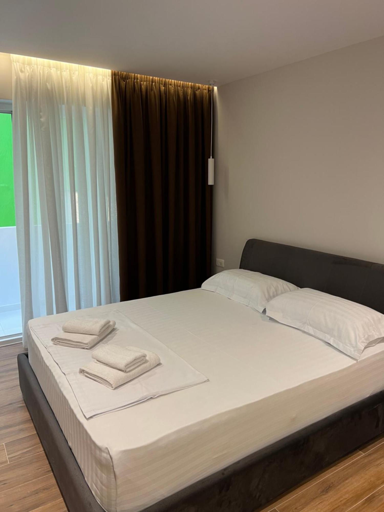 Tirana Central Stay Exteriér fotografie